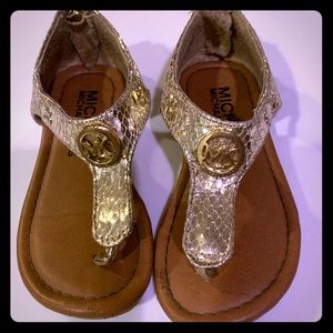Toddler girls Michael Kors size 7 sandals